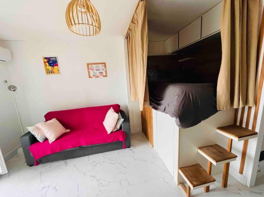 Charmant Studio Pour 3 Personnes Vallauris Bagian luar foto