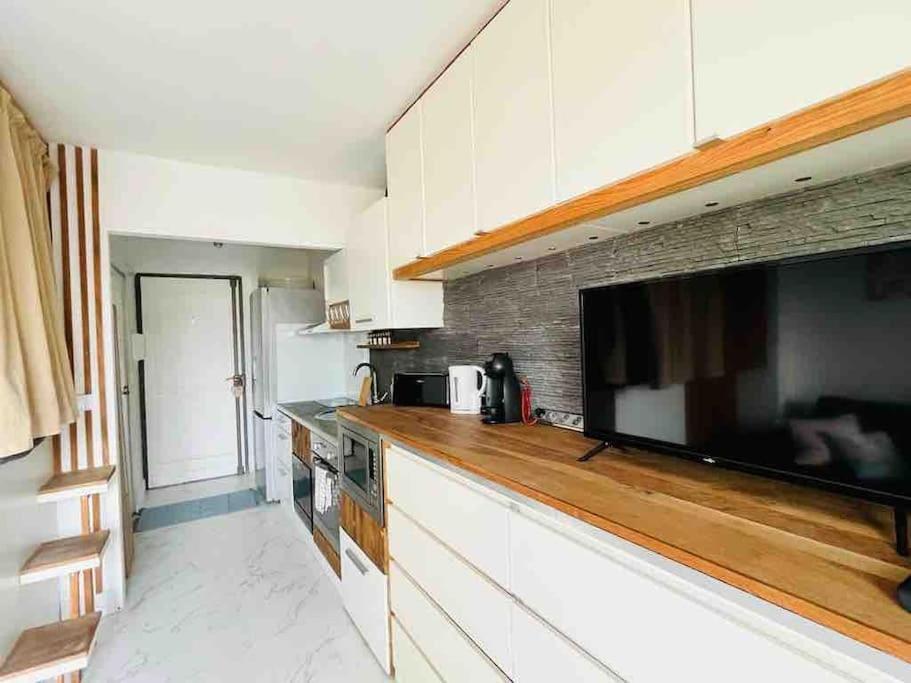 Charmant Studio Pour 3 Personnes Vallauris Bagian luar foto