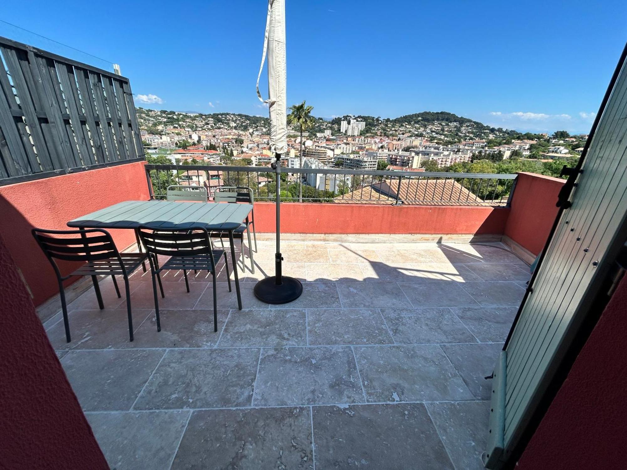 Charmant Studio Pour 3 Personnes Vallauris Bagian luar foto